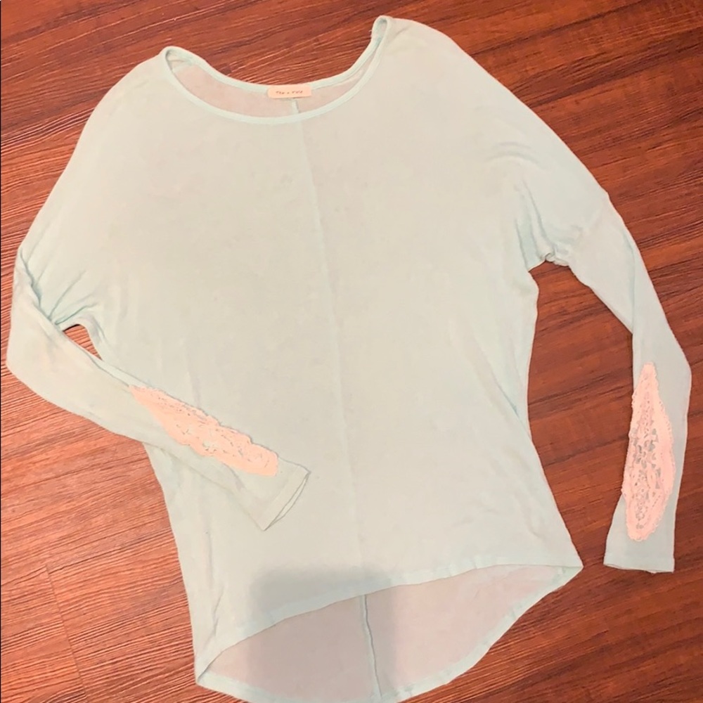 tea n rose leightweight crew knit